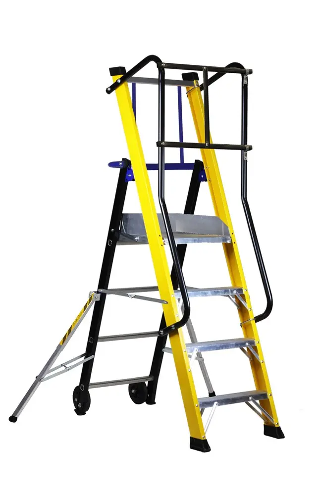 SVELT Fly Fibra Mobile Plattformleiter aus Fiberglas mit Geländerschutz 3 bis 8 Stufen