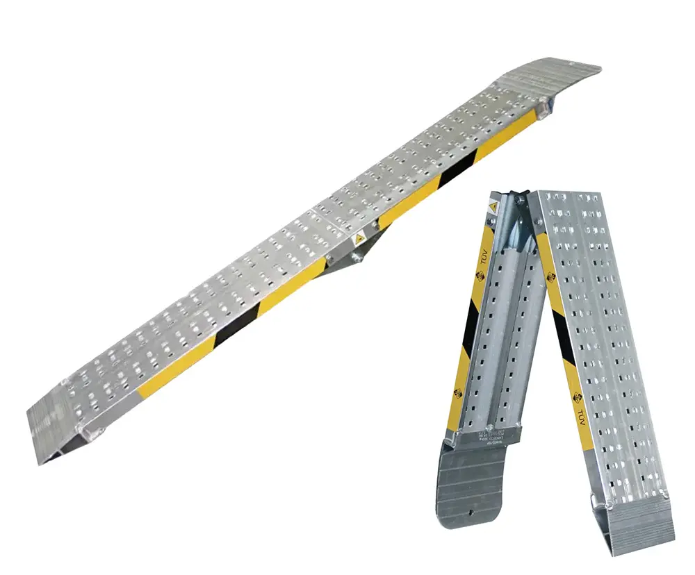 [RLPIEGHEVOLE15] Rampes de chargement pliables en aluminium pour un transport et un stockage facilités (RLPIEGHEVOLE15 | L: 150 cm | Max. 389 kg)